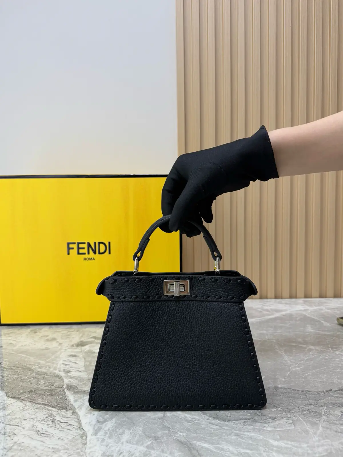 FENDI Peekaboo Style Top Handle Bag image 1