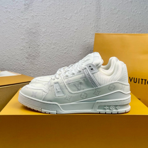 Trainer Series Low-Top Fashion Sneakers image 1