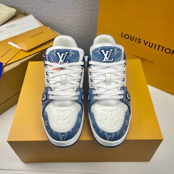 Trainer Series Low-Top Fashion Sneakers image 1