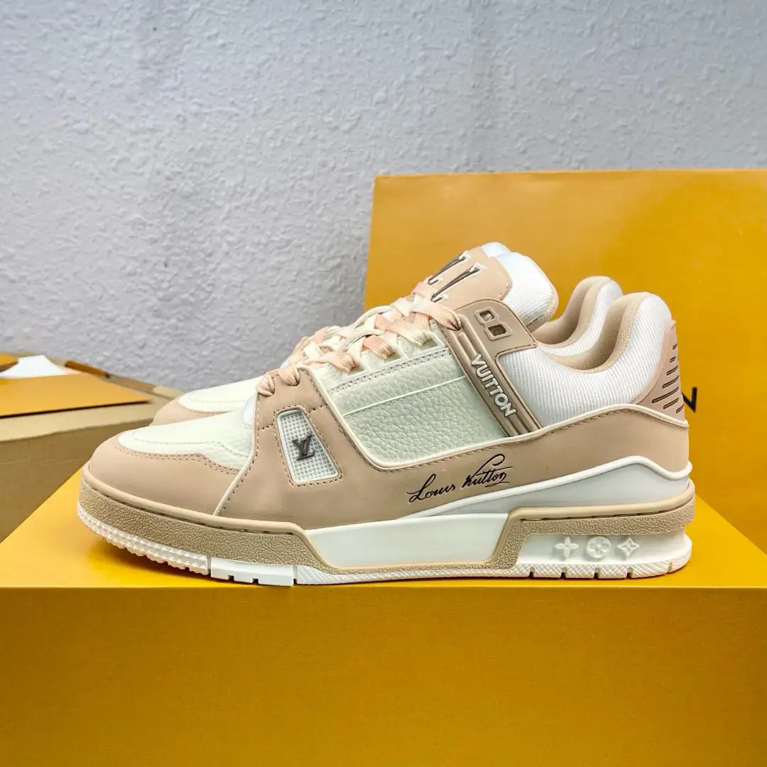 P320 Trainer Series Low-Top Fashion Sneaker image 1