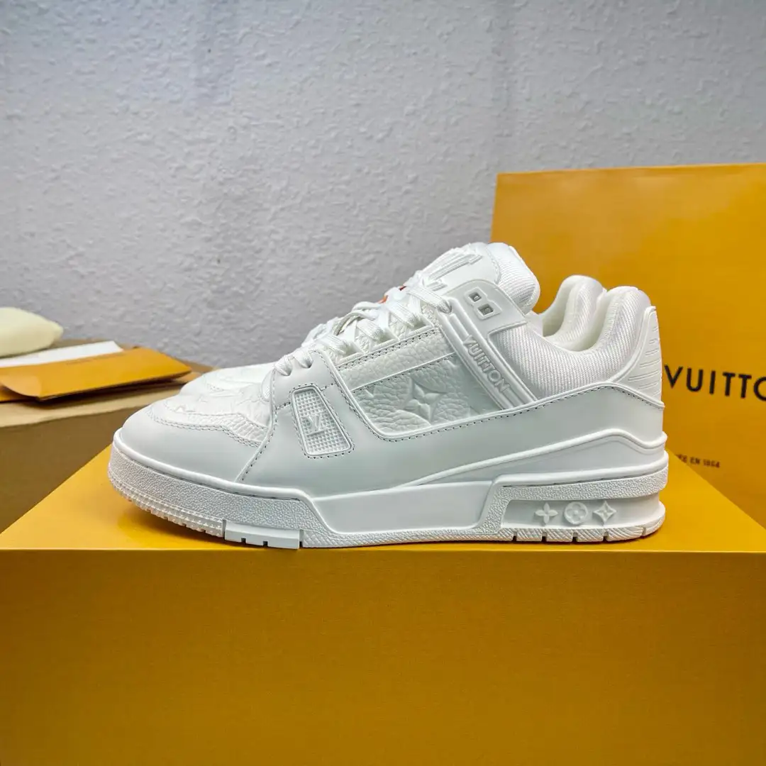 Trainer Series Low-Top Fashion Skate Shoes image 1