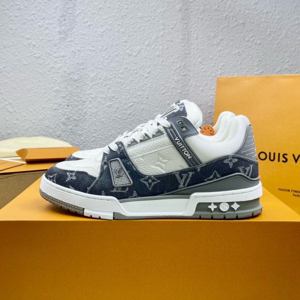 Trainer Series Low-Top Fashion Skate Shoes image 1