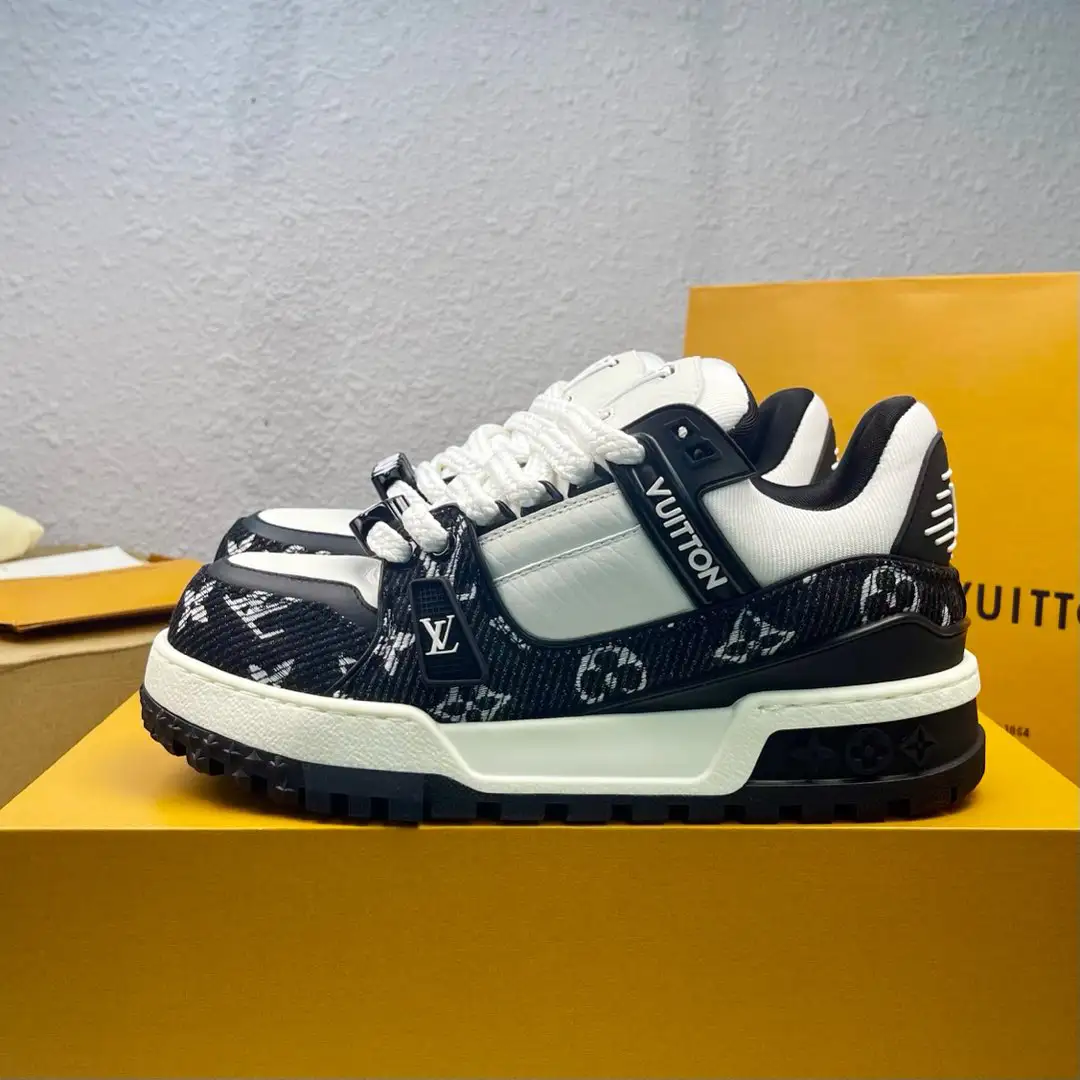 P370 Runway Style Jigglypuff Trainer Chunky Low-Top Unisex Sneakers image 1