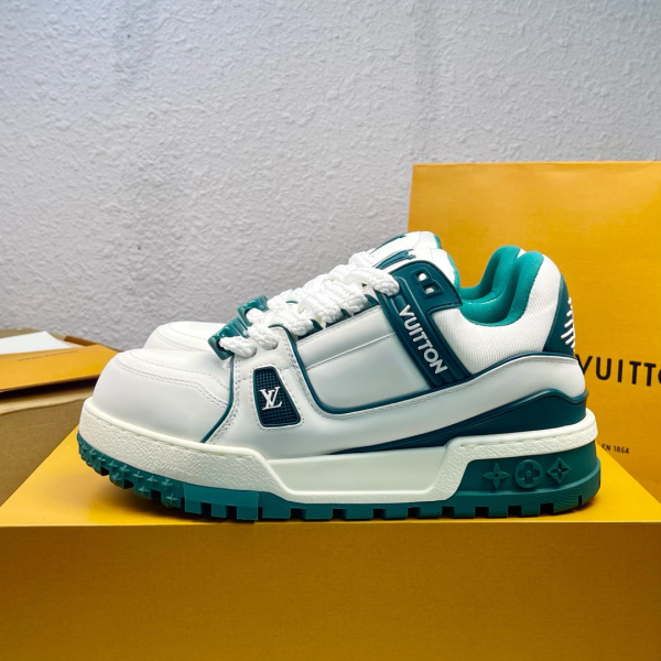 Runway Chunky Trainer Low-Top Fashion Sneakers image 1
