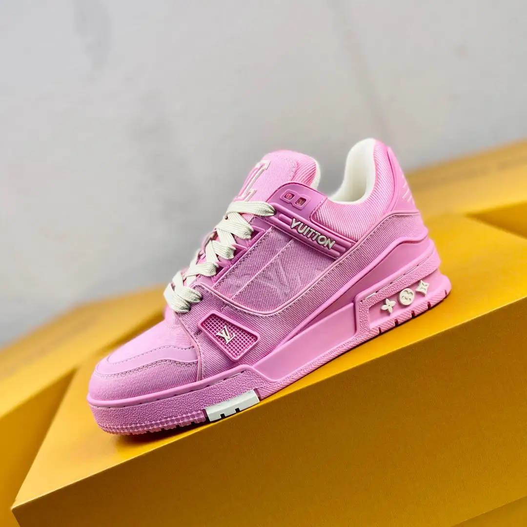 Trainer Series Low-Top Sneakers image 1