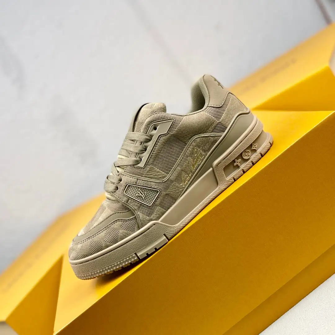 P320 Trainer Series Low-Top Fashion Sneakers image 1
