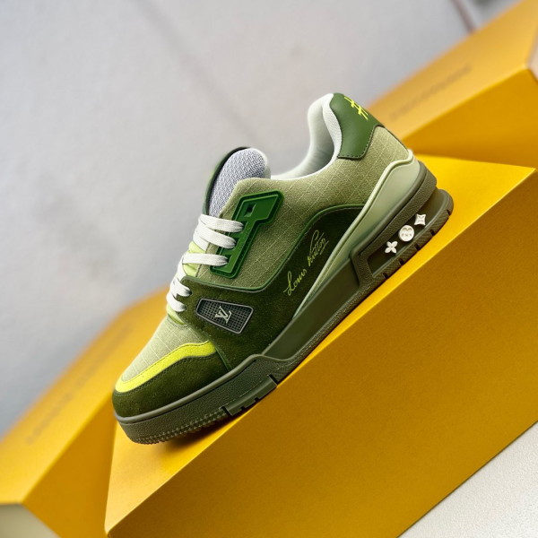 Trainer Series Low-Top Fashion Sneakers image 1