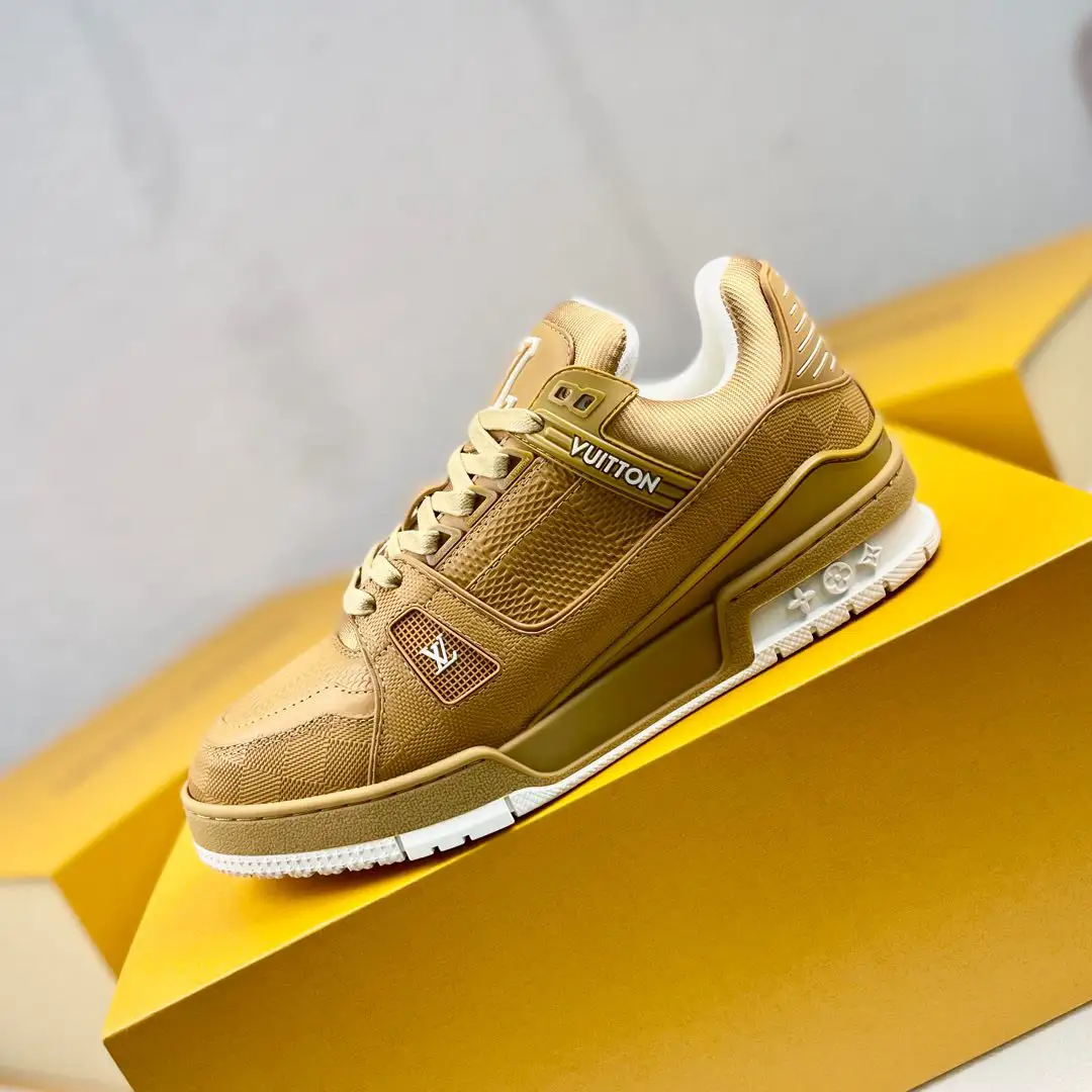 P320 Trainer Series Low-Top Fashion Sneakers image 1