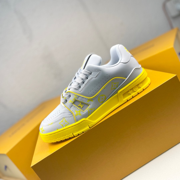 Trainer Series Low-Top Fashion Sneakers image 1