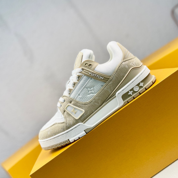 Trainer Series Low-Top Fashion Sneakers image 1