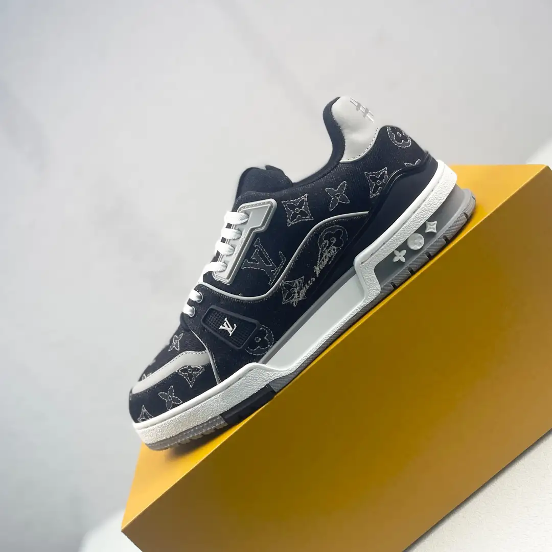 Louis Vuitton Trainer Low-Top Lace-Up Flat Sneakers image 1