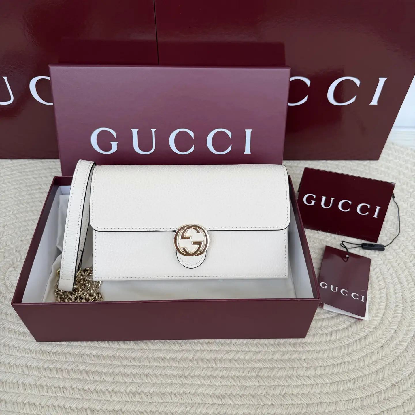 Gucci White Interlocking G Chain Wallet Bag image 1