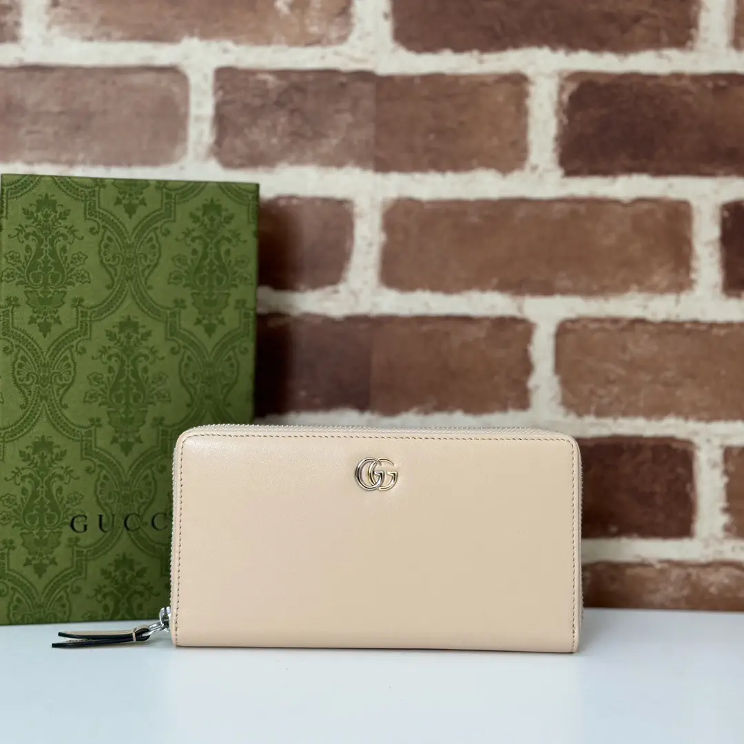 Gucci GG Logo Zip-Around Wallet image 1