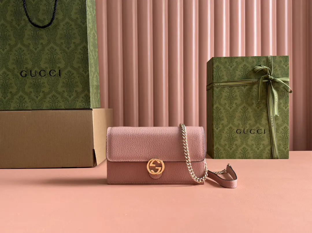 Gucci Dusty Rose Chain Crossbody Bag image 1