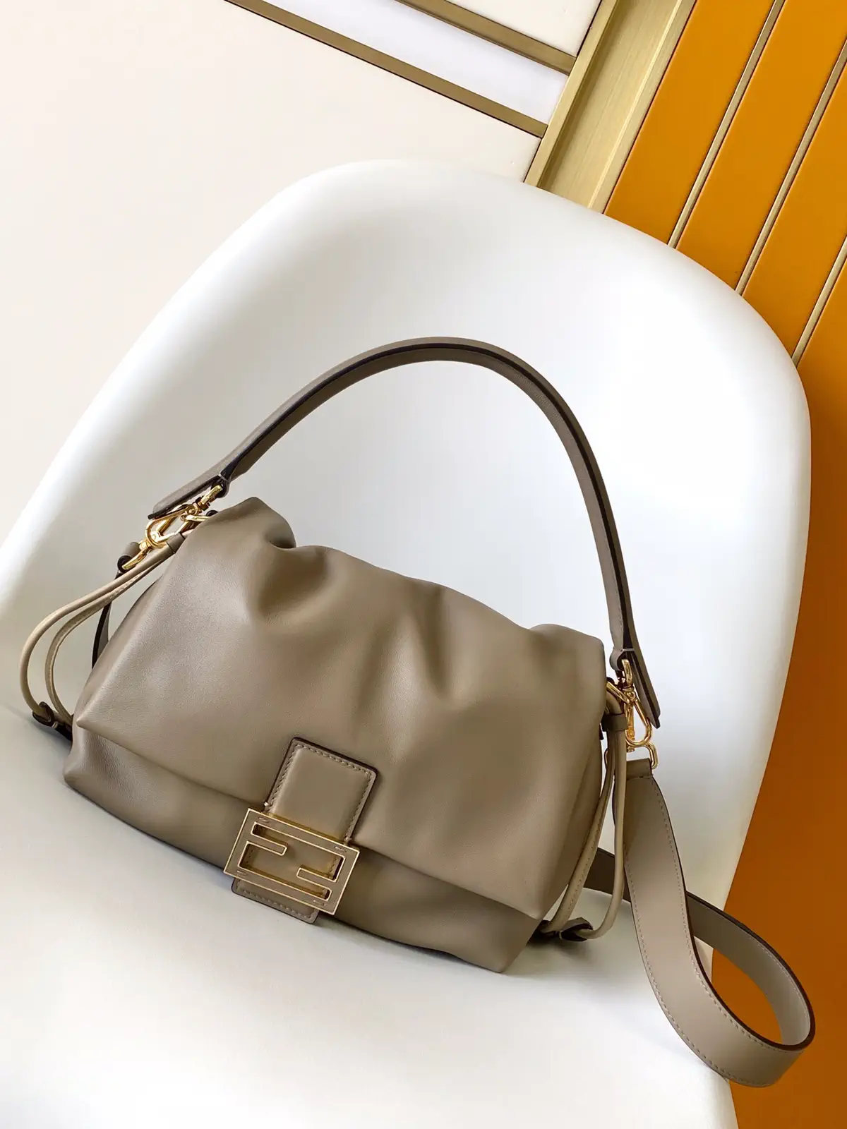FENDI Mamma Baguette Shoulder Bag image 1