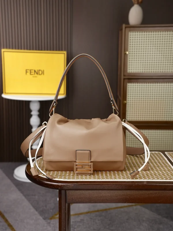 FENDI Leather Shoulder Bag image 1