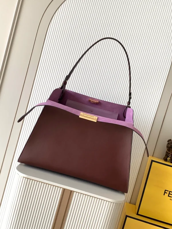 FENDI Leather Shoulder Bag image 1