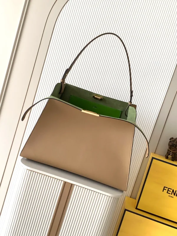 FENDI Leather Shoulder Bag image 1
