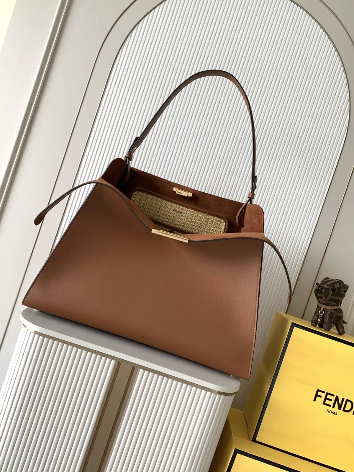 FENDI Leather Shoulder Bag image 1