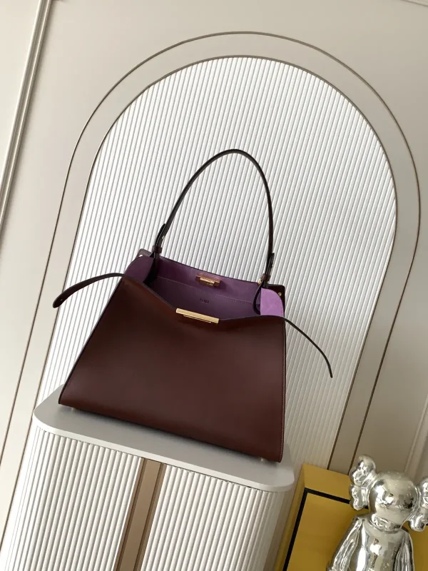 FENDI Leather Shoulder Bag image 1