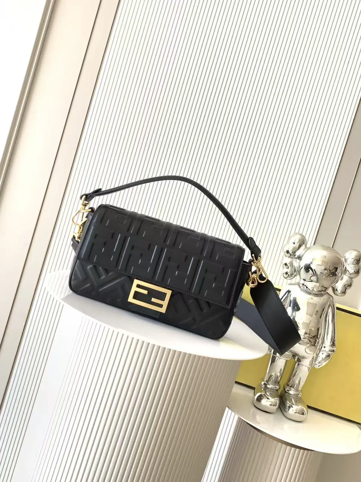 FENDI Baguette Medium Crossbody Bag image 1
