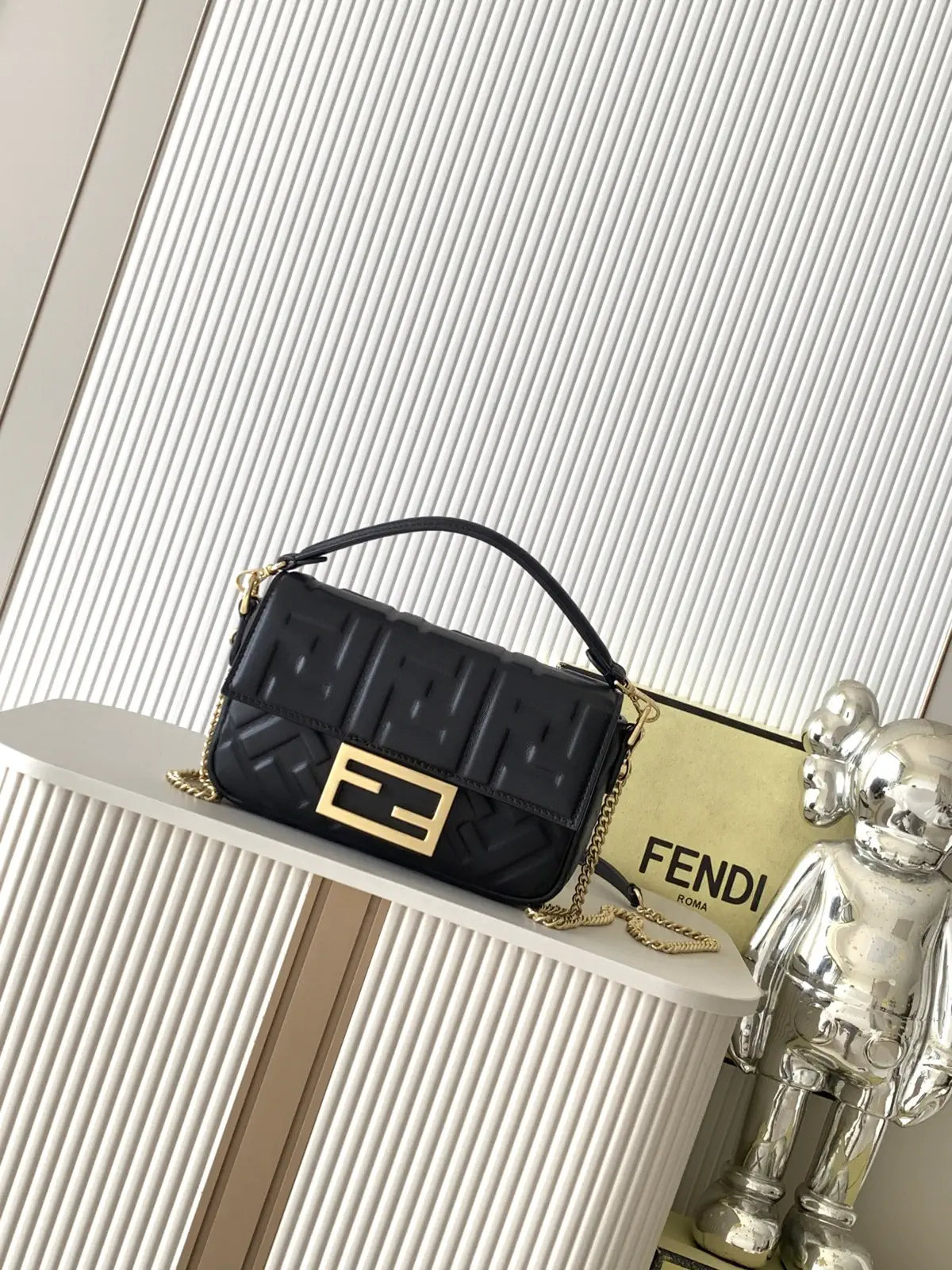 FENDI Baguette Crossbody Bag image 1