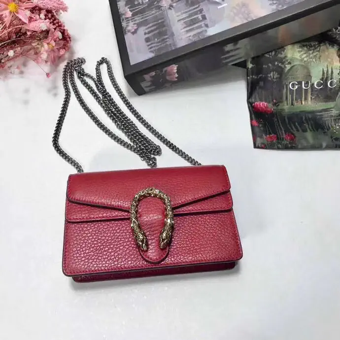 Gucci Red Leather Super Mini Crossbody Bag with Tiger Head Clasp image 1