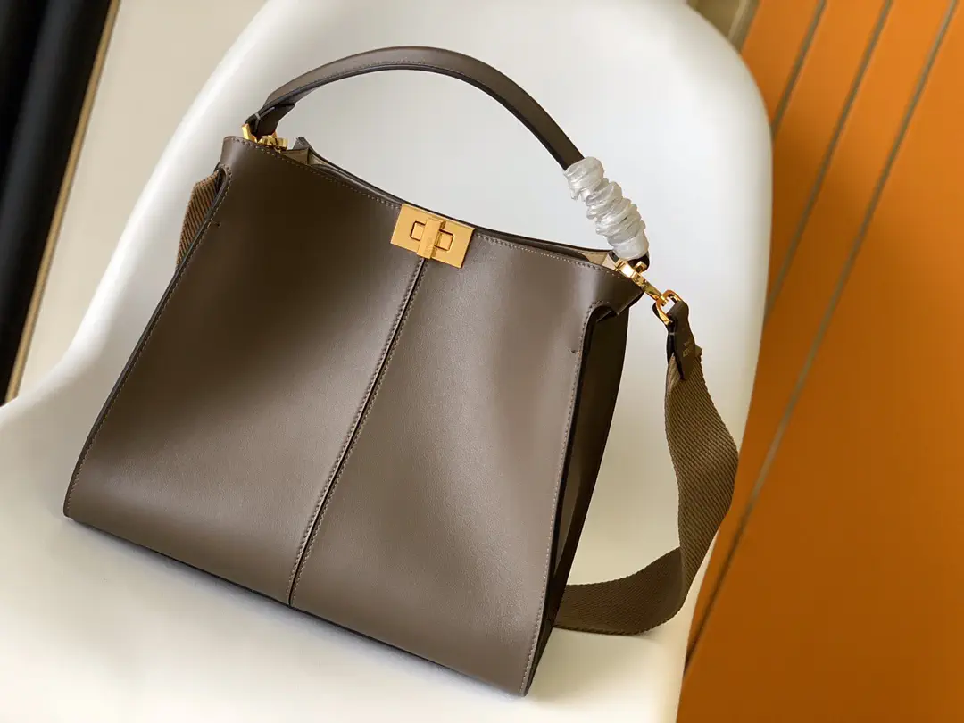 FENDI Peekaboo X-Lite Top Handle Bag image 1