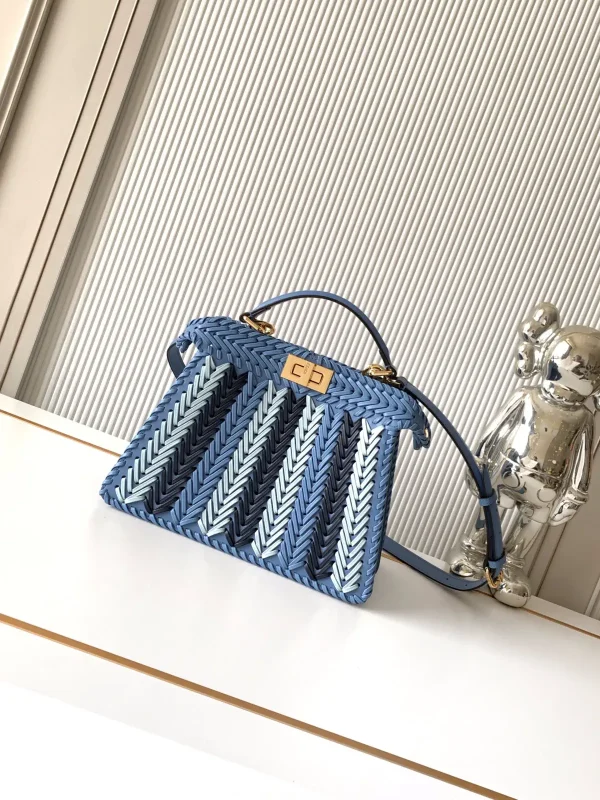 FENDI Peekaboo ISeeU Top Handle Bag image 1