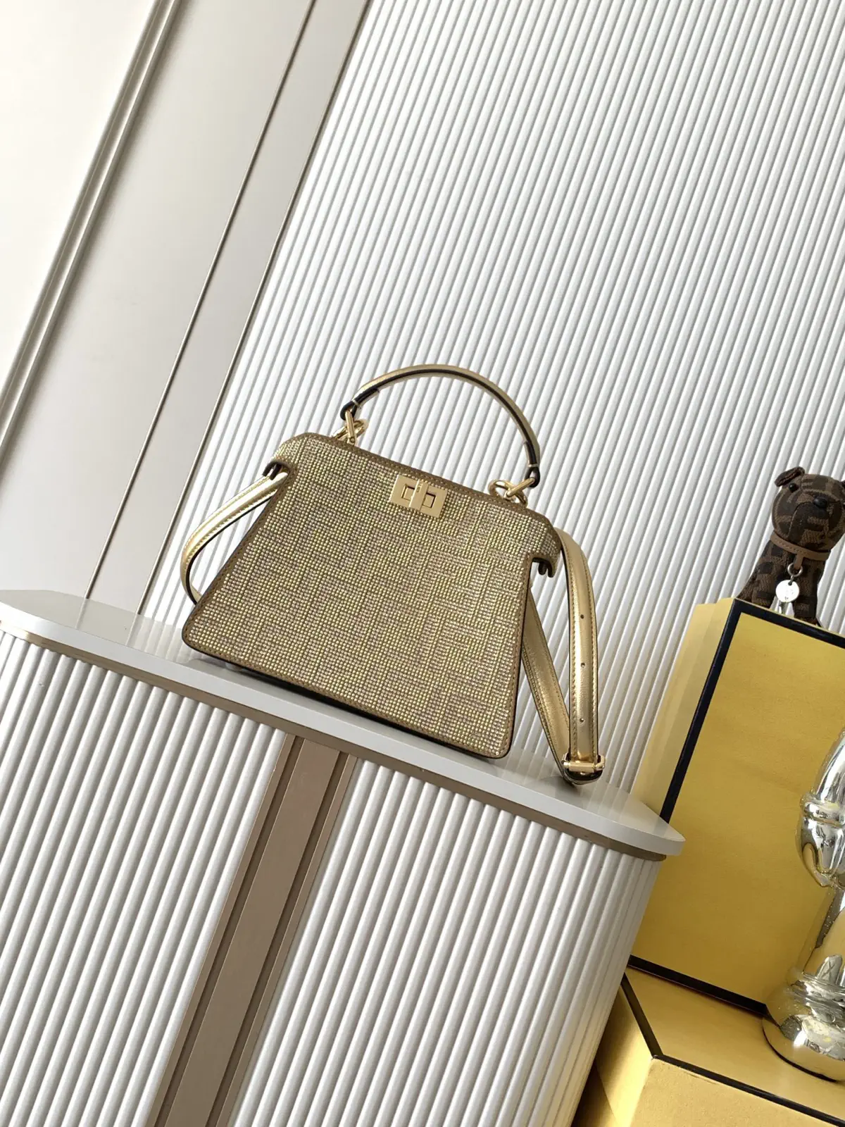FENDI Peekaboo ISeeU Top Handle Bag image 1