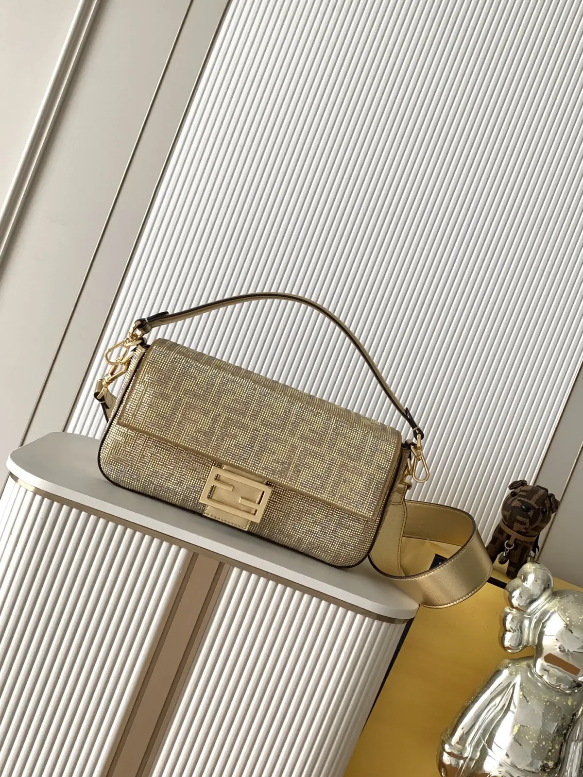 FENDI Baguette Shoulder Bag image 1