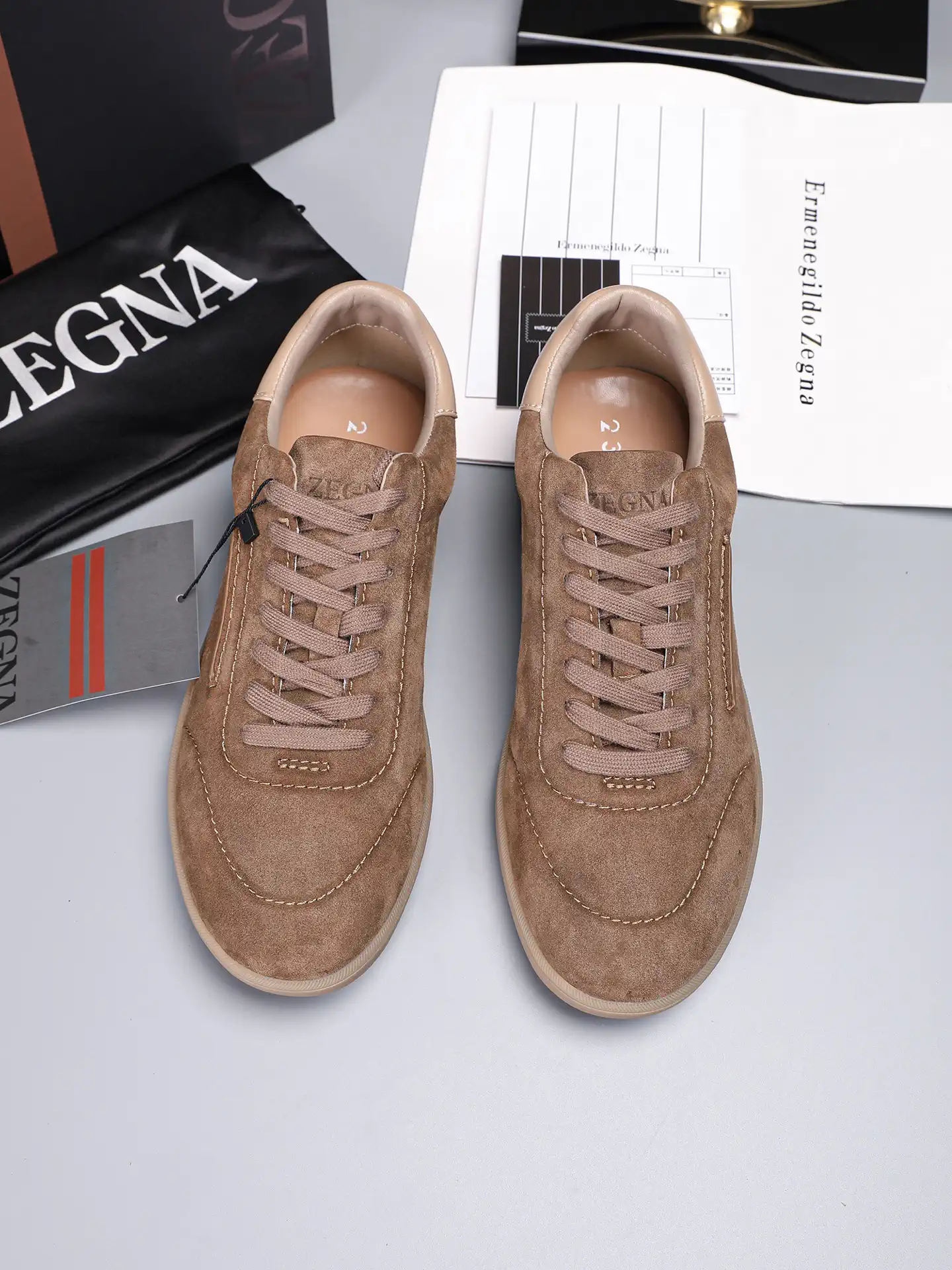Men's Suede Casual Sneakers image 1
