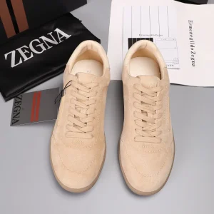 Men's Suede Casual Sneakers image 1