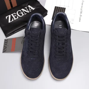 Men's Suede Casual Sneakers image 1