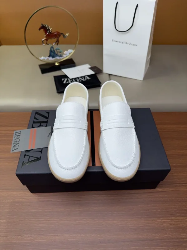 Men's Casual Loafer Shoes image 1