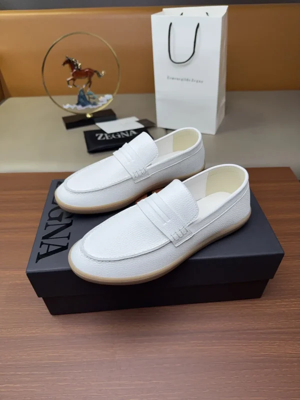 Men's Casual Loafer Shoes image 1
