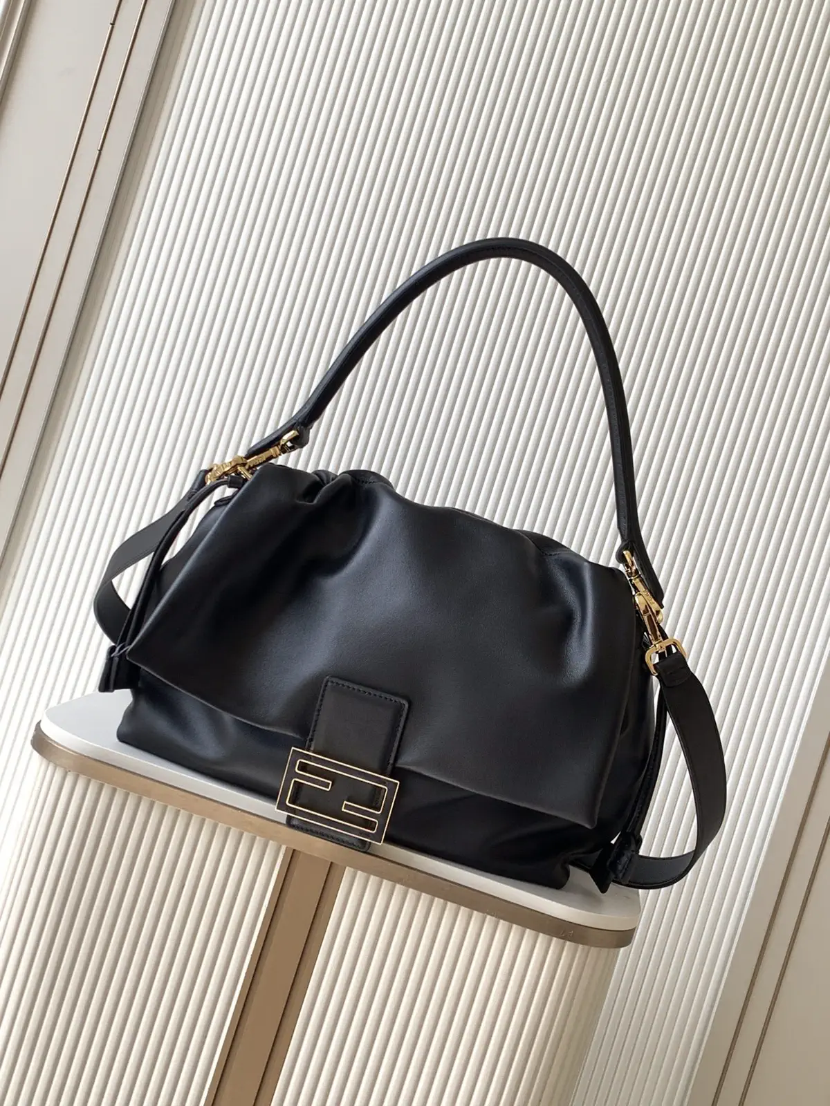 FENDI Mamma Baguette Shoulder Bag image 1