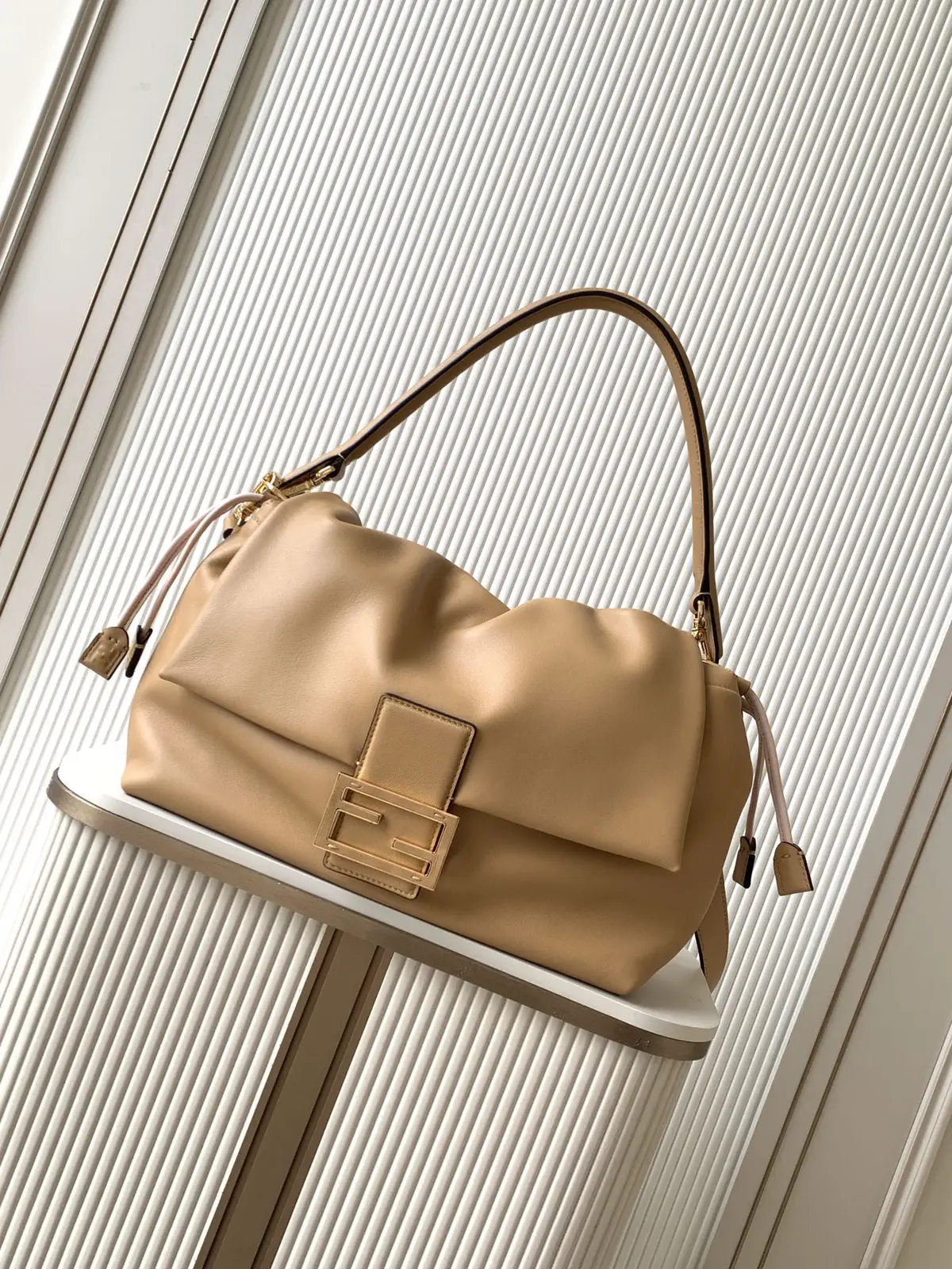 FENDI Mamma Baguette Shoulder Bag image 1