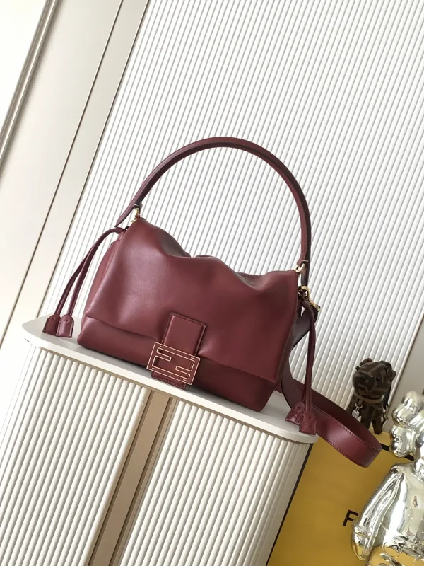 FENDI Mamma Baguette Shoulder Bag image 1