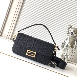 FENDI Baguette Shoulder Bag image 1