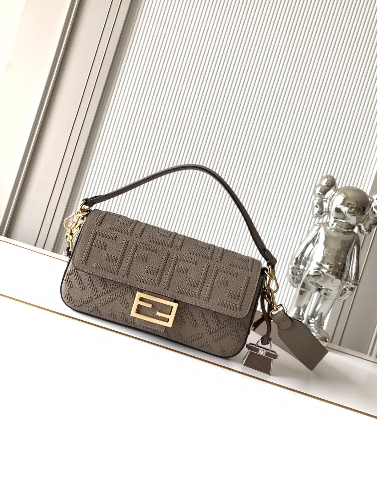 FENDI Baguette Shoulder Bag image 1