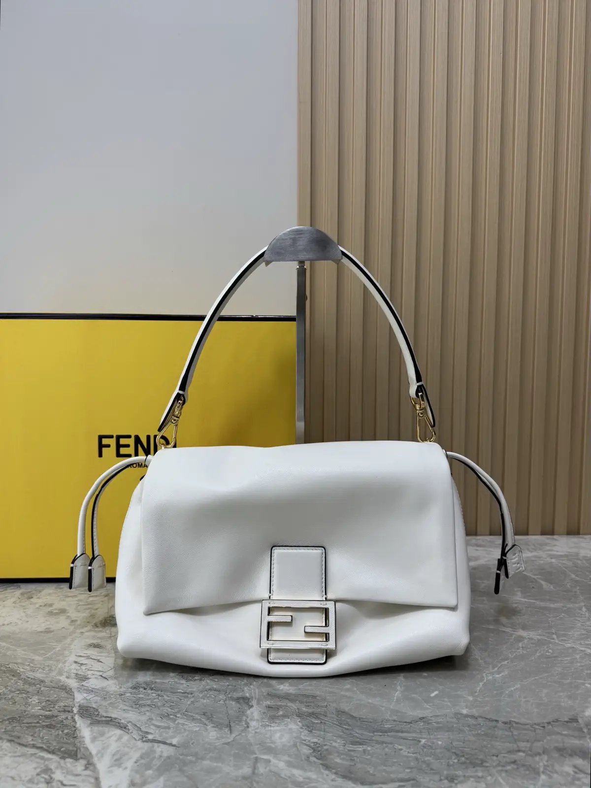 FENDI Mamma Baguette Shoulder Bag image 1