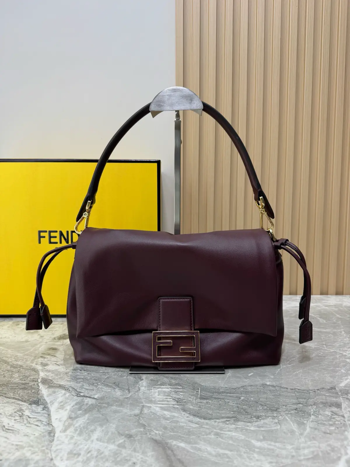 FENDI Mamma Baguette Shoulder Bag image 1