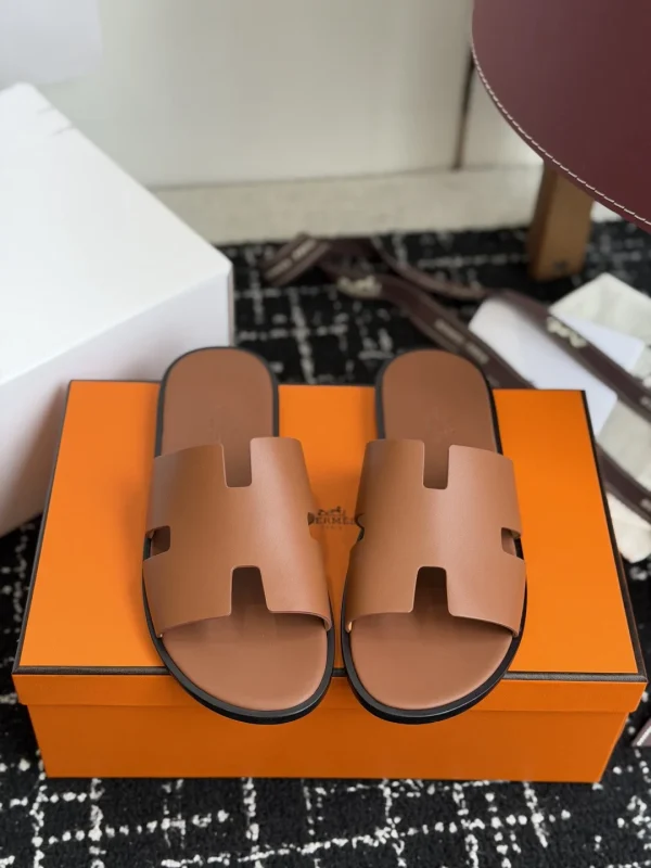 Hermes lzmir Series Men's Retro H Strap Sandals image 1
