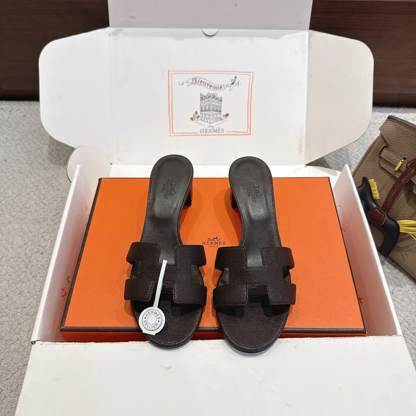 HOasis Series Shoes image 1