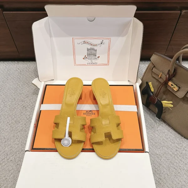 HOasis Series Shoes image 1