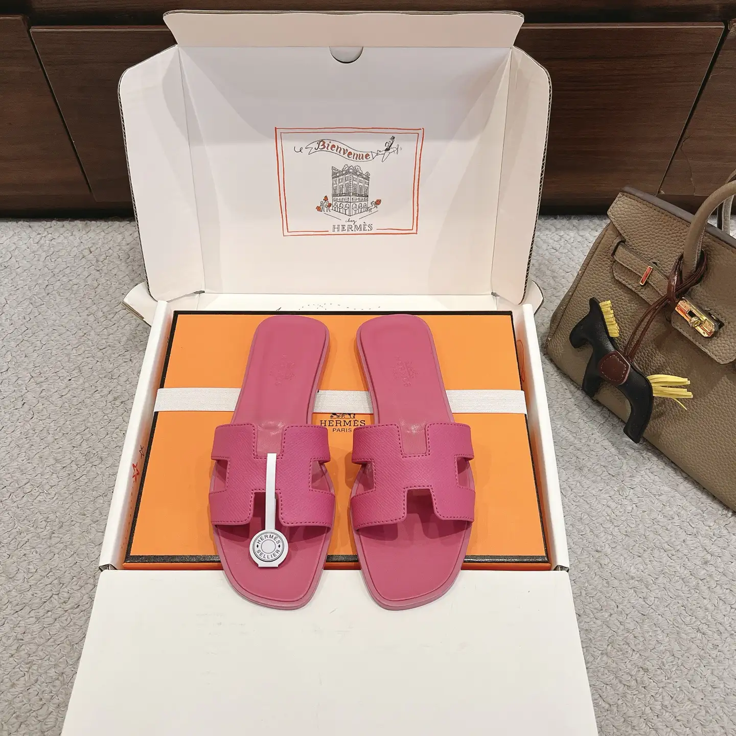 HOran Series Fashionable Shoes image 1