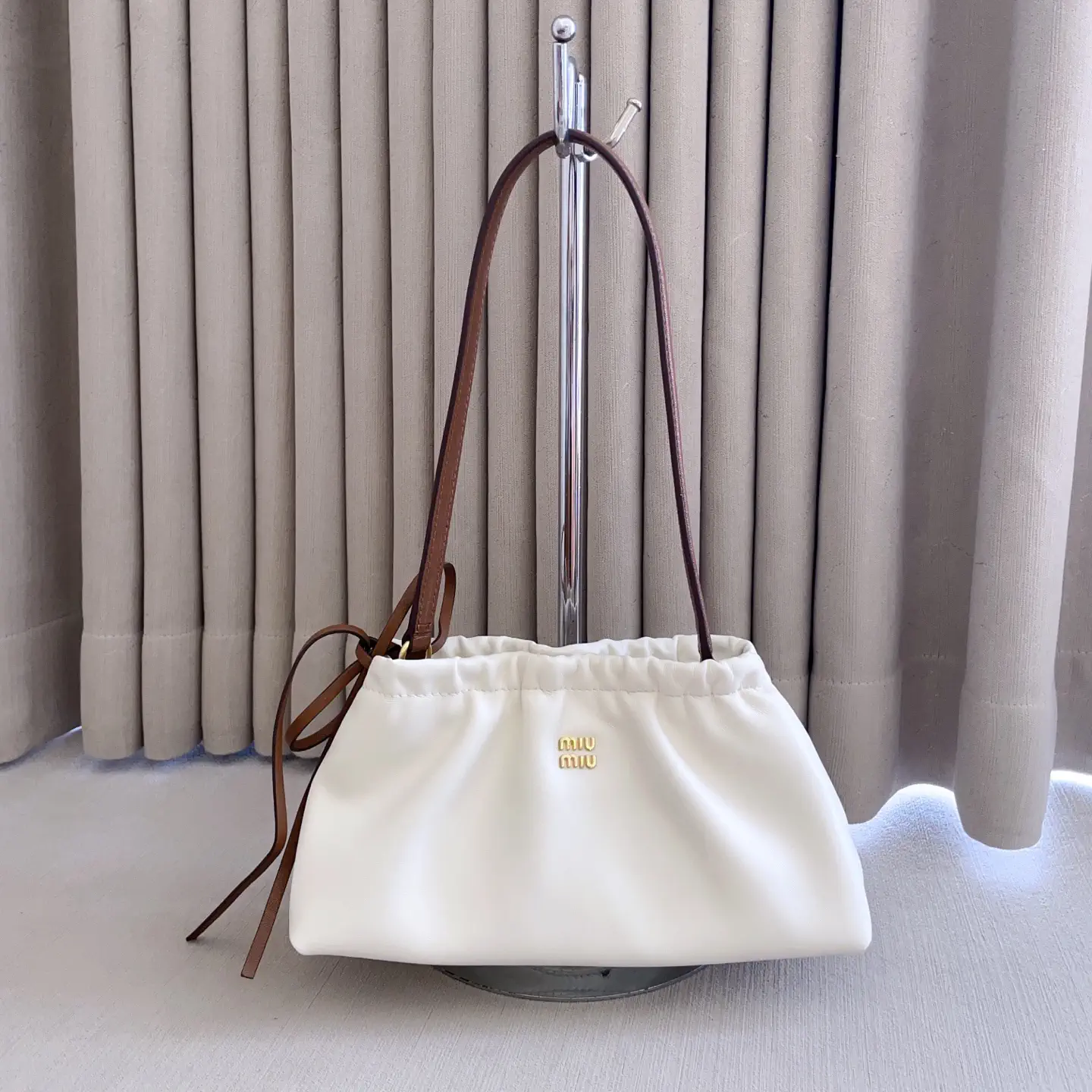 Miu Miu White Ruched Shoulder Bag image 1