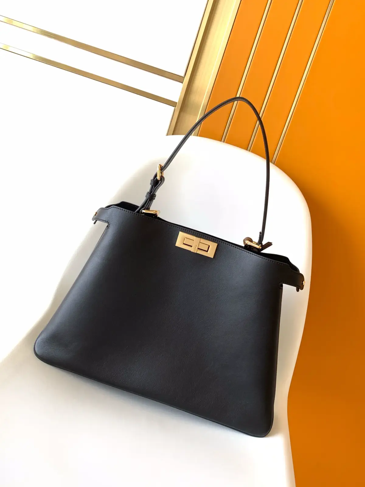 FENDI Peekaboo Top Handle Bag image 1