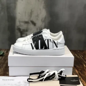 VLTN Logo Studded Platform Sneakers image 1